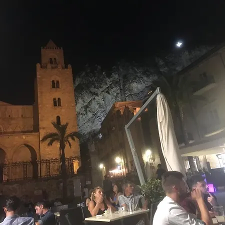 Casa Vacanze Stephanie Dom wakacyjny Cefalù